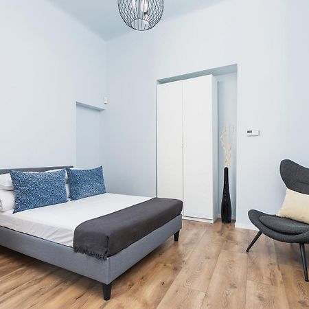 One Bedroom Apartment - Sarego 28 Street Krasków Exterior foto